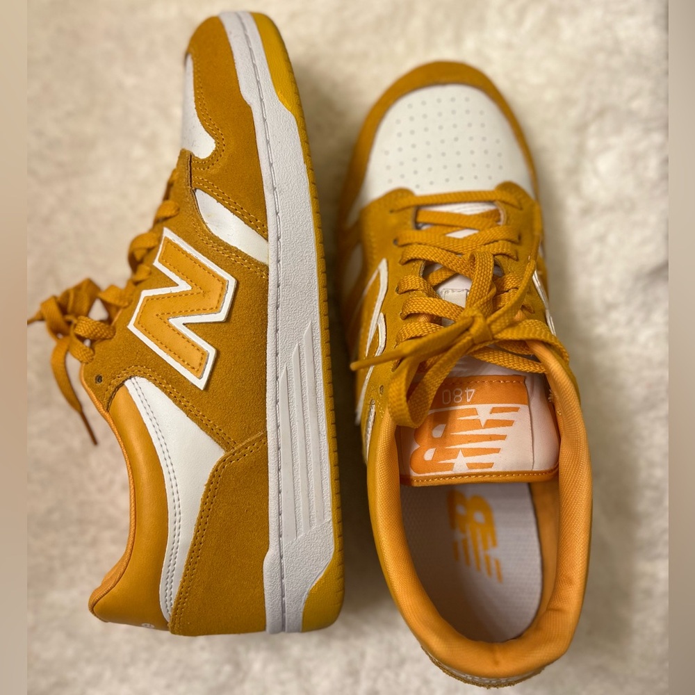 Men’s new balance sneakers